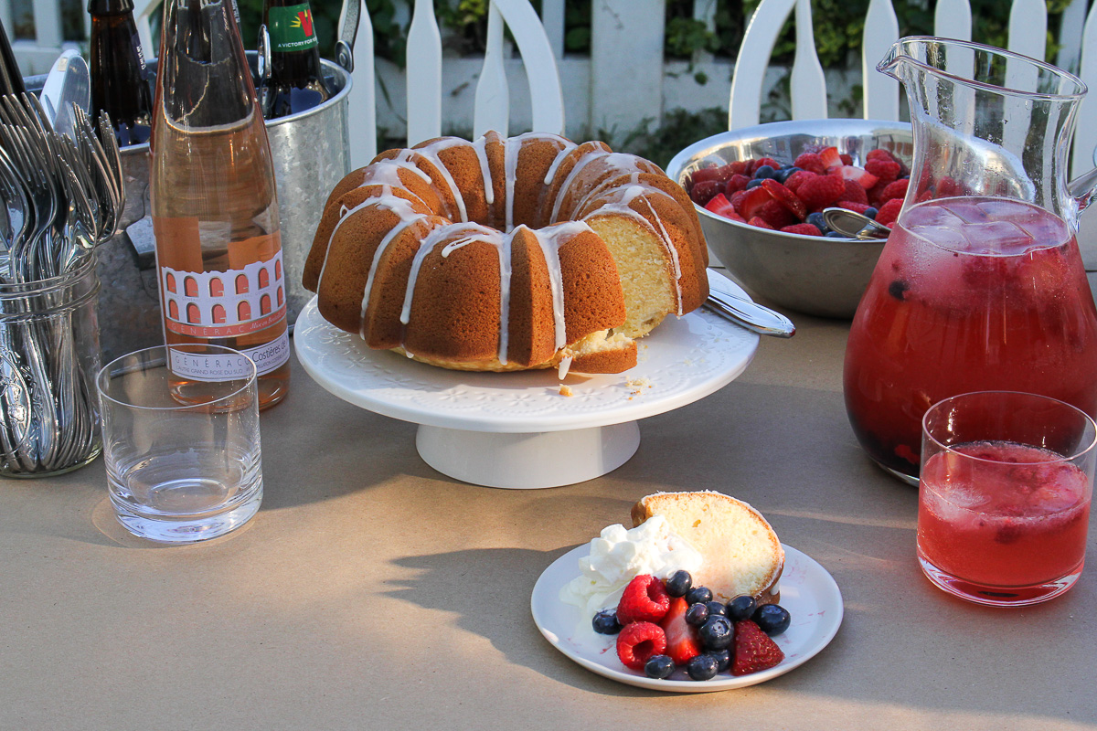 One-Bowl Lemon Pound Cake {Katie at the Kitchen Door}