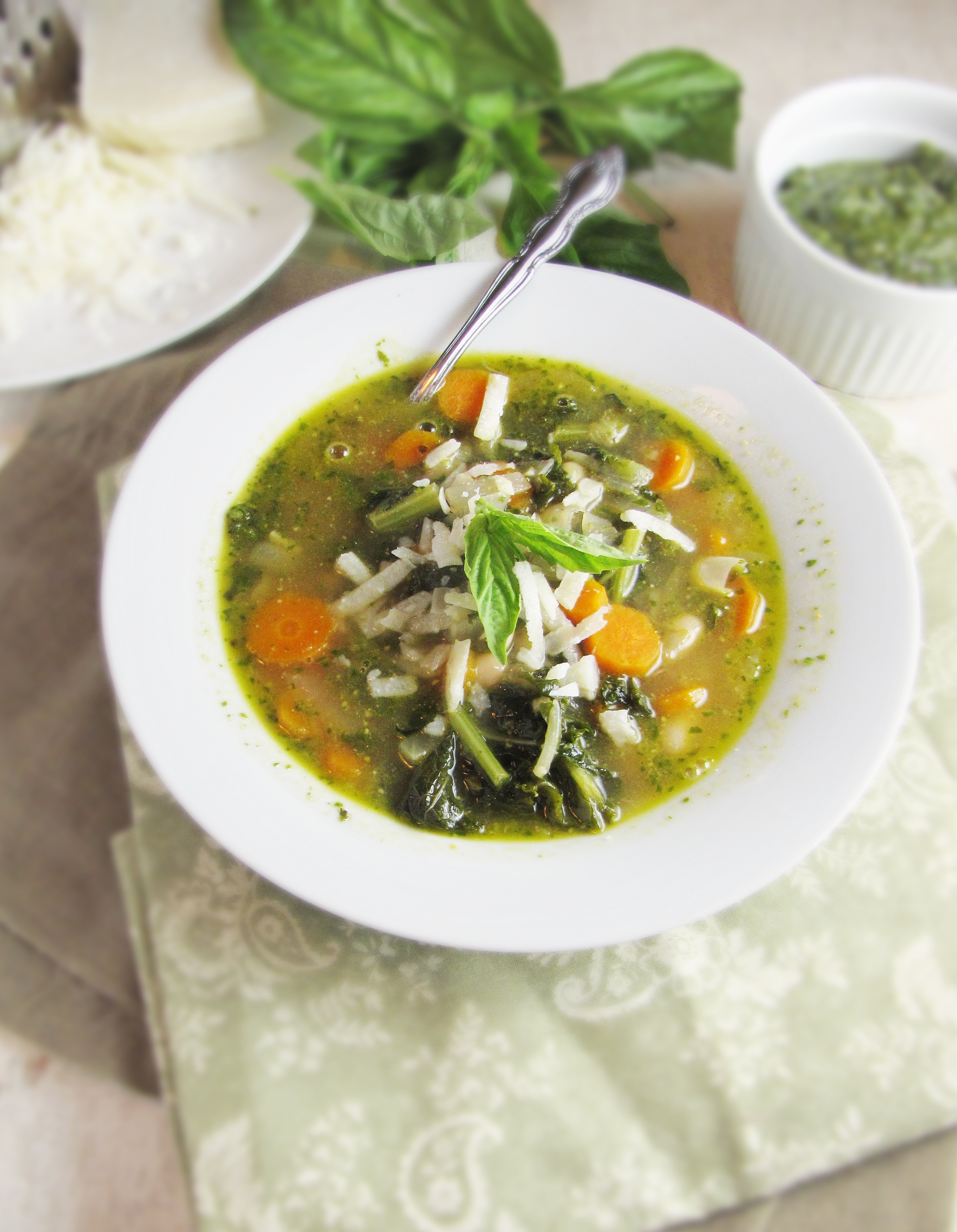 White Bean, Kale, and Pesto Soup