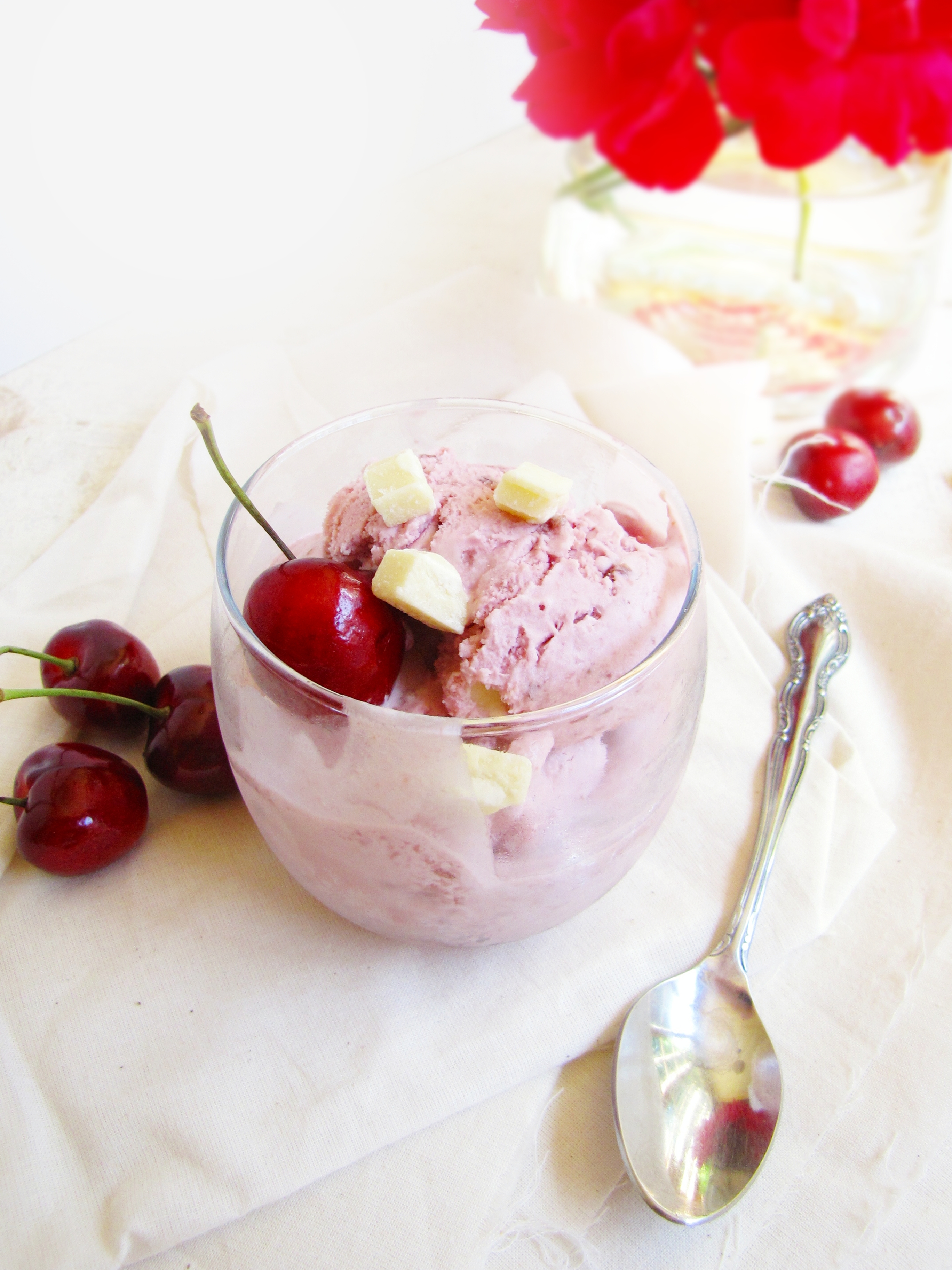 Summer Bucket List & Cherry-Chocolate Ice Cream