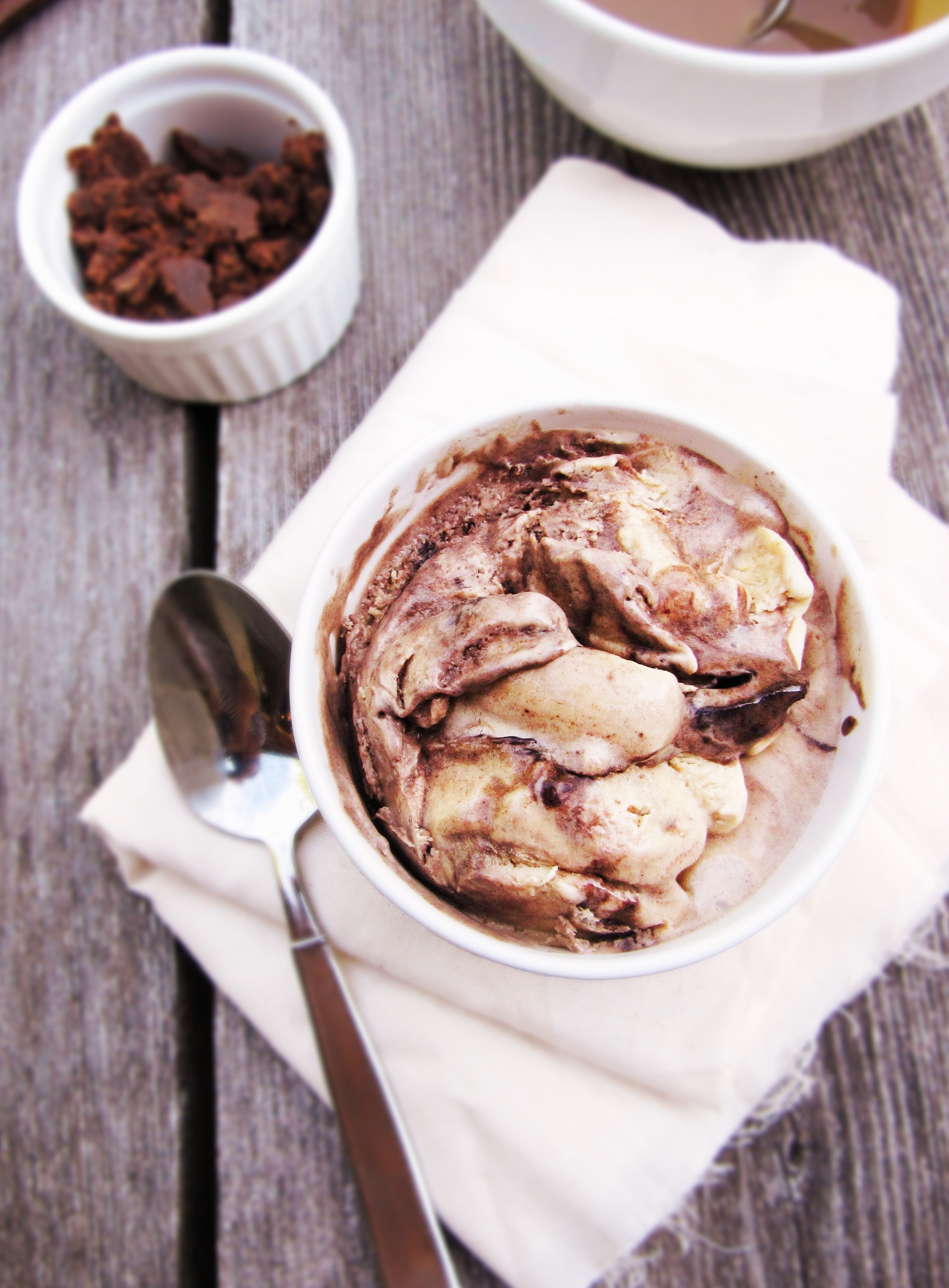 Bailey’s Fudge Ripple Ice Cream Sandwiches