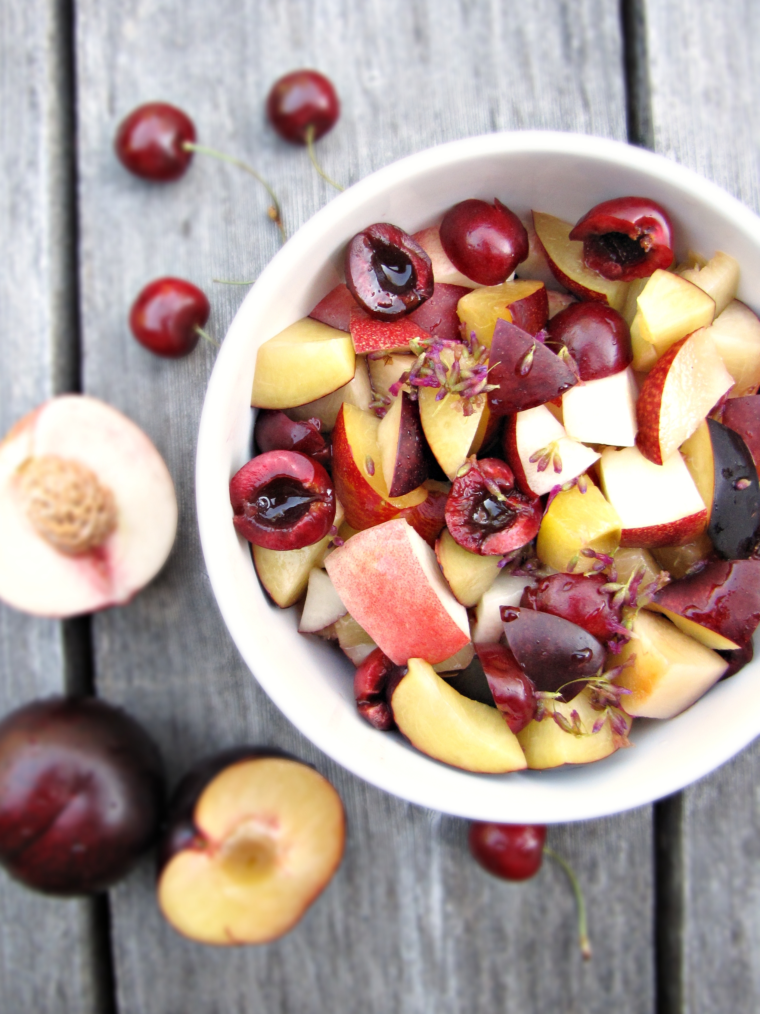Greatist Collaboration: Stone Fruit Salad with Lemon-Lavender Syrup