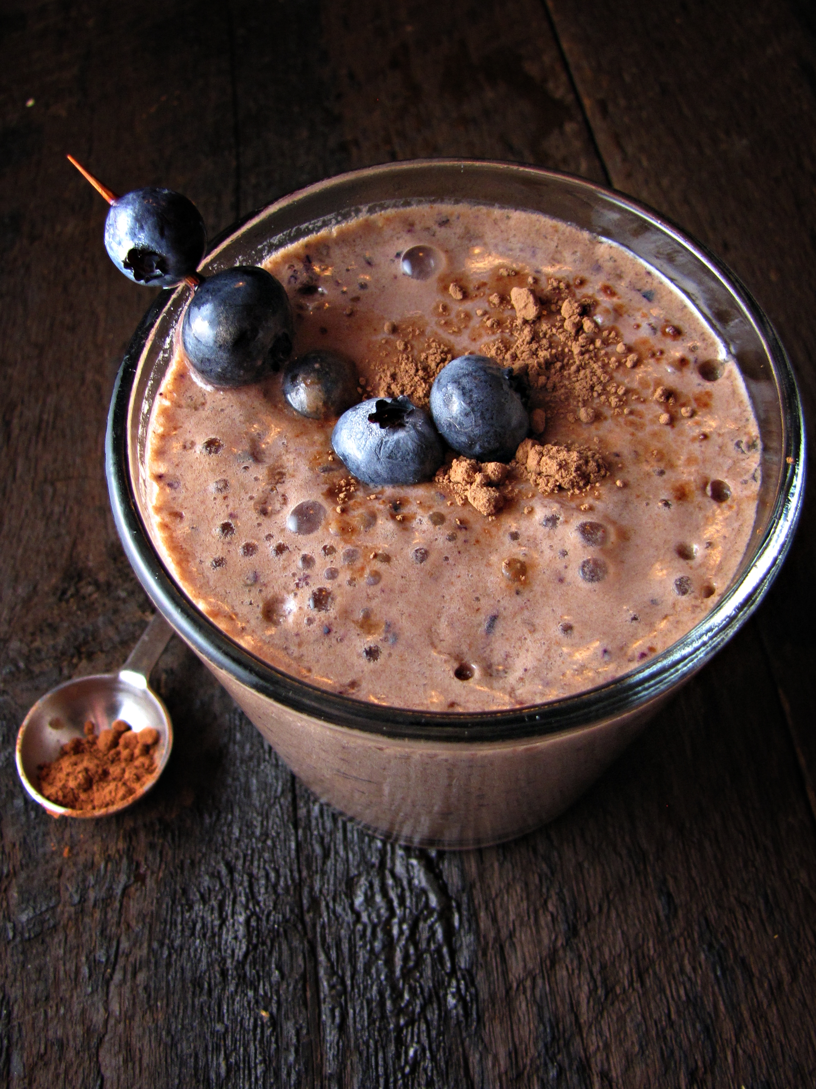 Greatist Collaboration: Chocolate Blueberry “Decadence” Smoothie
