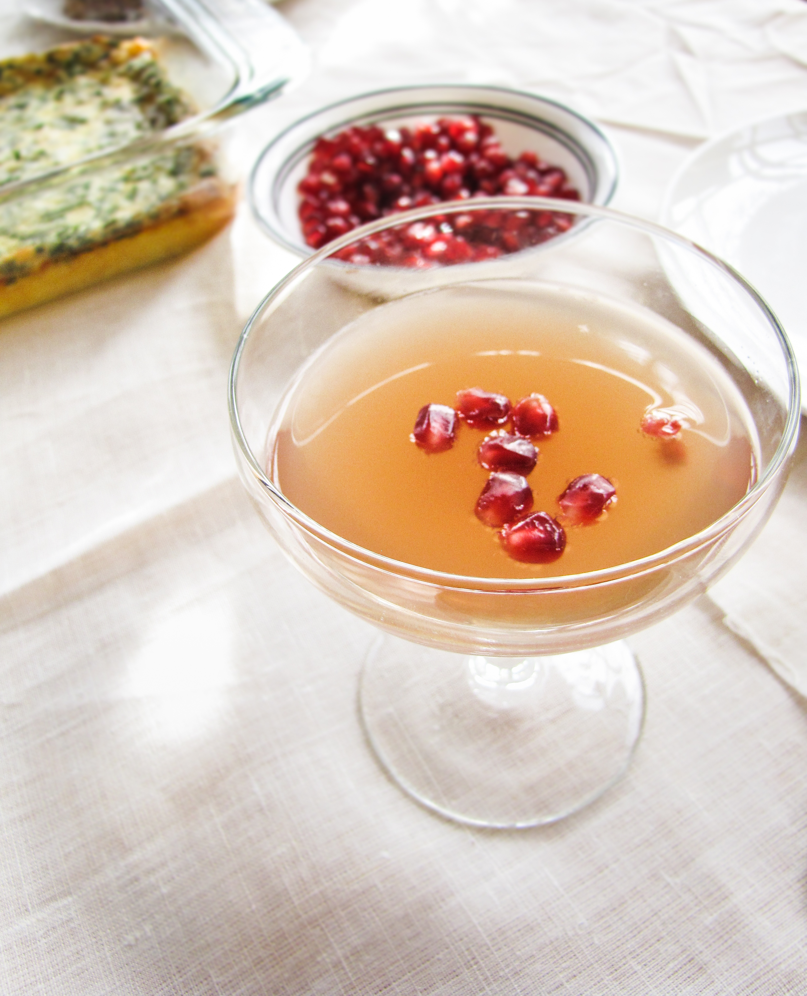 12 Festive Winter Cocktails  - Pomegranate Mimosas for Christmas Morning {Katie at the Kitchen Door}