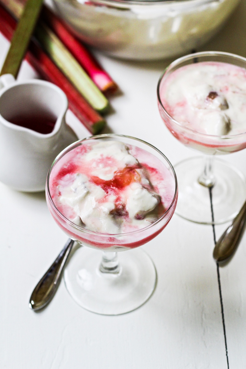 Ingredient of the Week: Rhubarb // Rhubarb Custard Fool