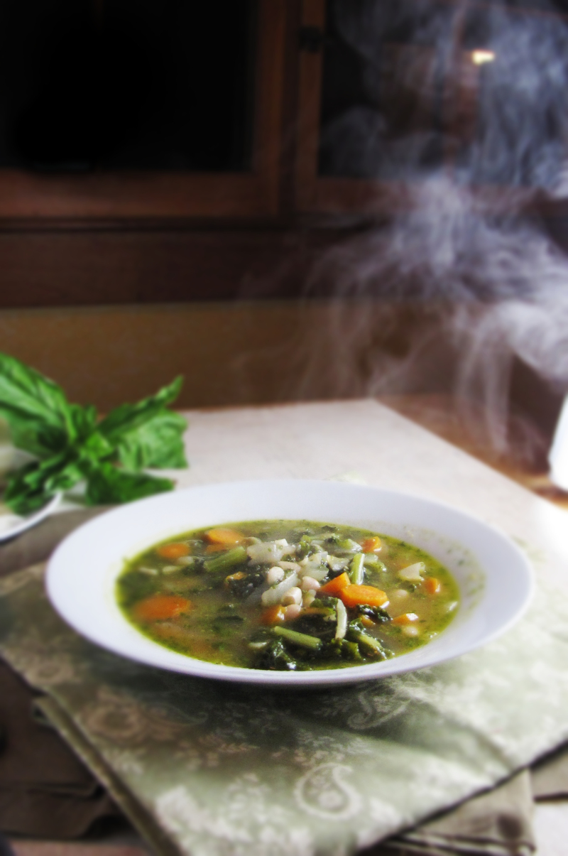 15 Favorite Fall Recipes - White Bean, Pesto, and Kale Soup