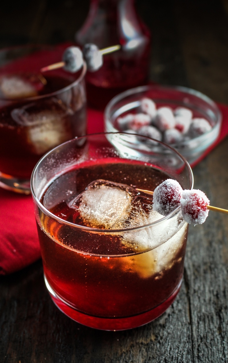 12 Festive Winter Cocktails  - Cranberry-Ginger Sparkling Rum Cider #CaptainsTable #Thanksgiving {Katie at the Kitchen Door}