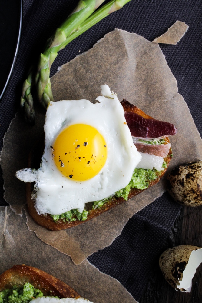 An Easter Appetizer // Duck Fat Toasts with Quail Eggs and Asparagus Pesto