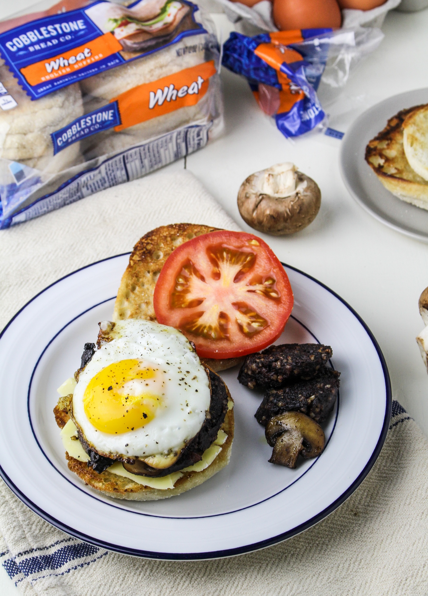 Full English Breakfast Sandwich with Cobblestone English Muffins {Katie at the Kitchen Door} #sponsored
