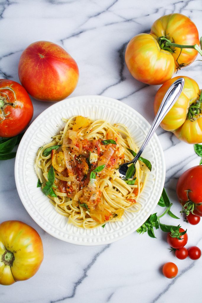 Heirloom Tomato and Sweet Onion Spaghetti {Katie at the Kitchen Door}