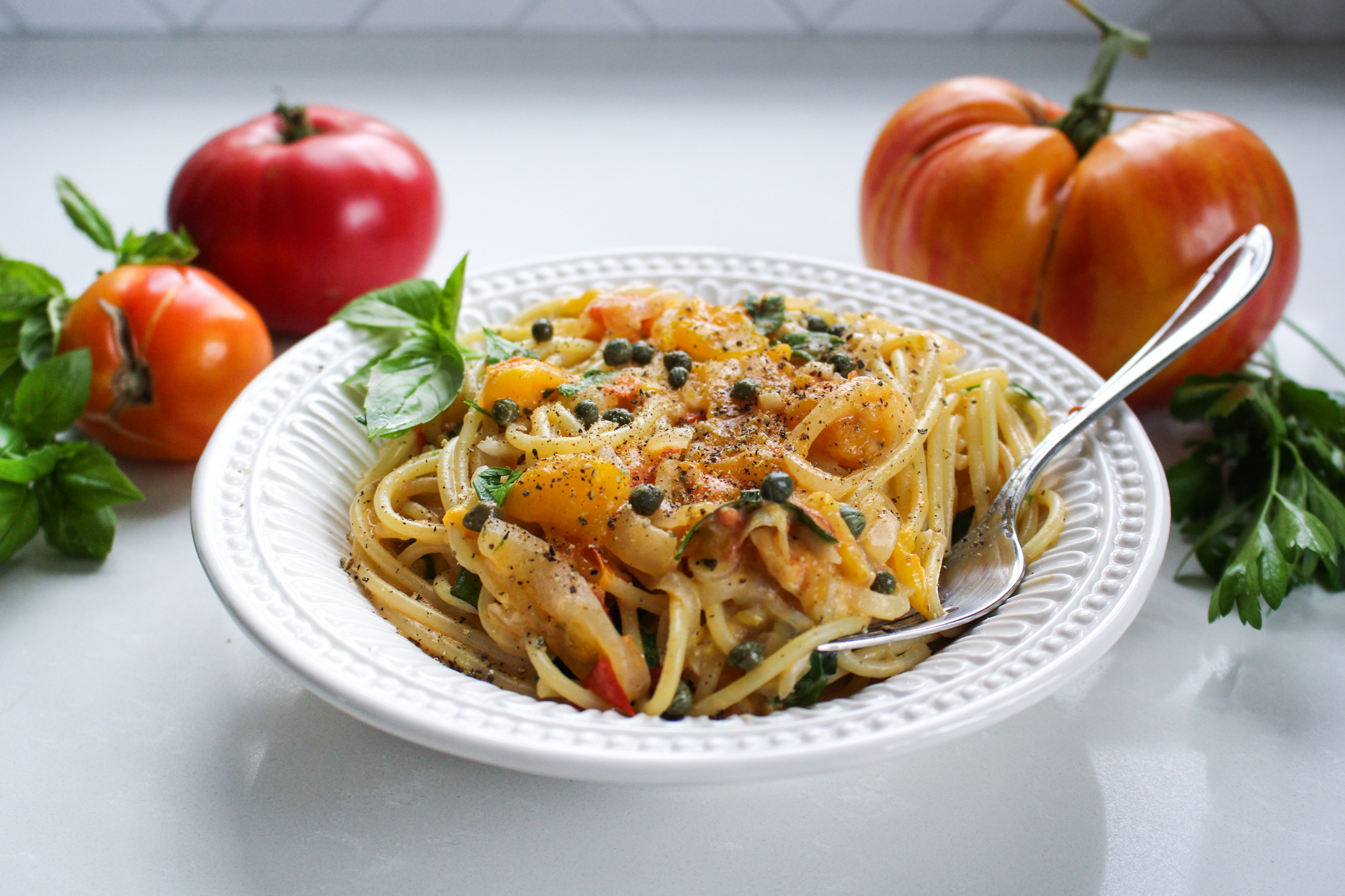 Heirloom Tomato and Sweet Onion Spaghetti